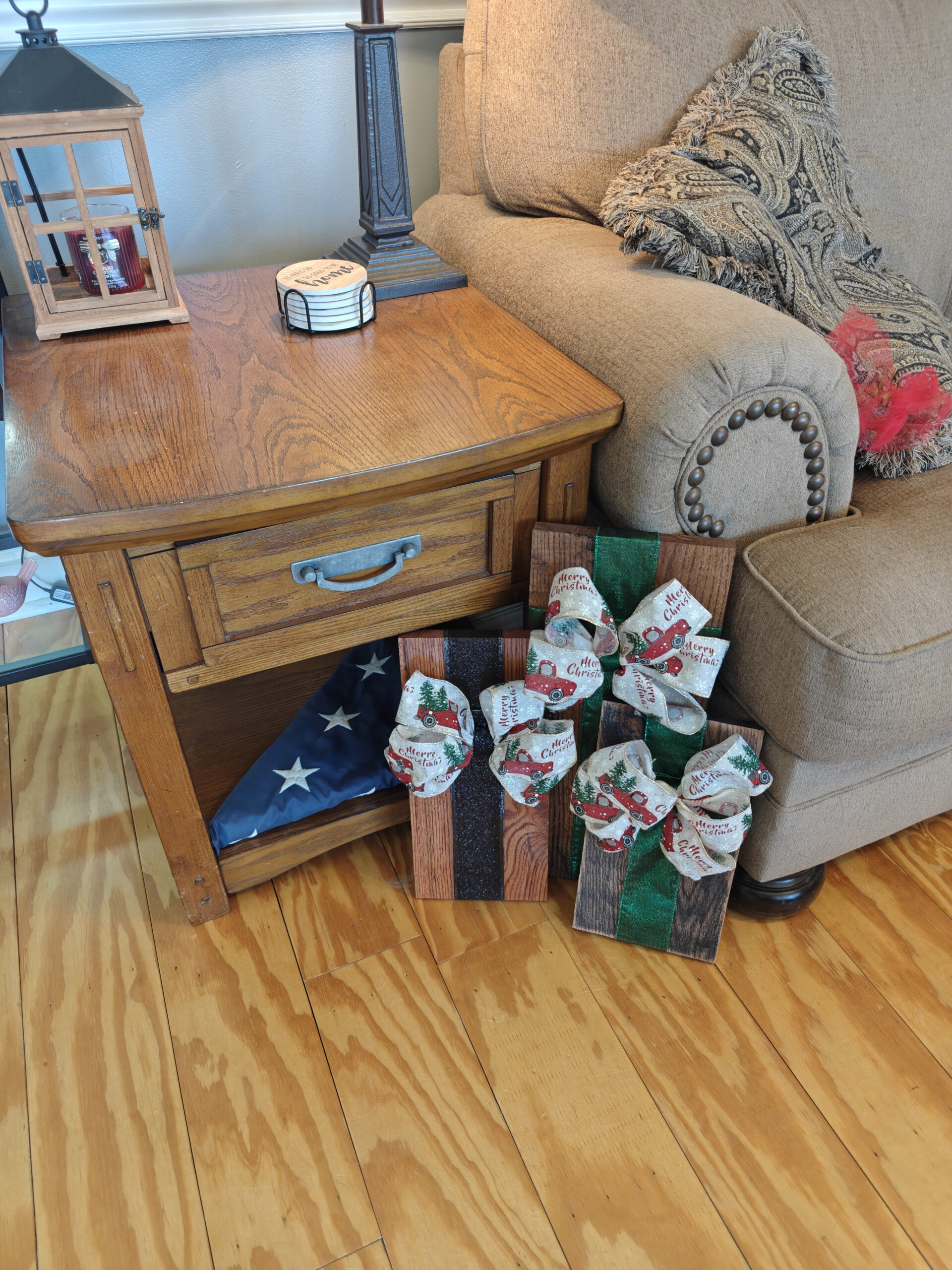 Boxes & Bows - Image 9