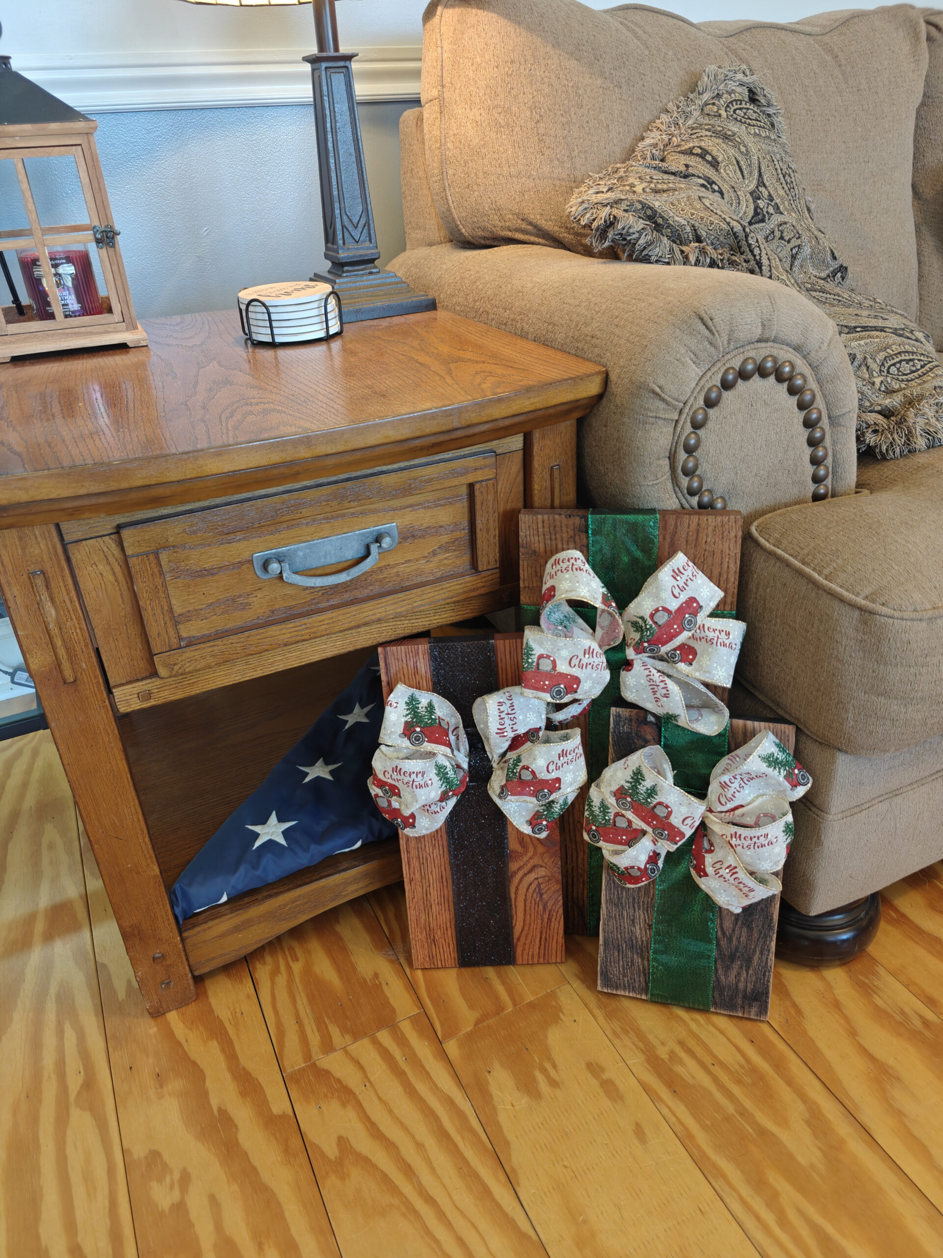 Boxes & Bows - Image 10