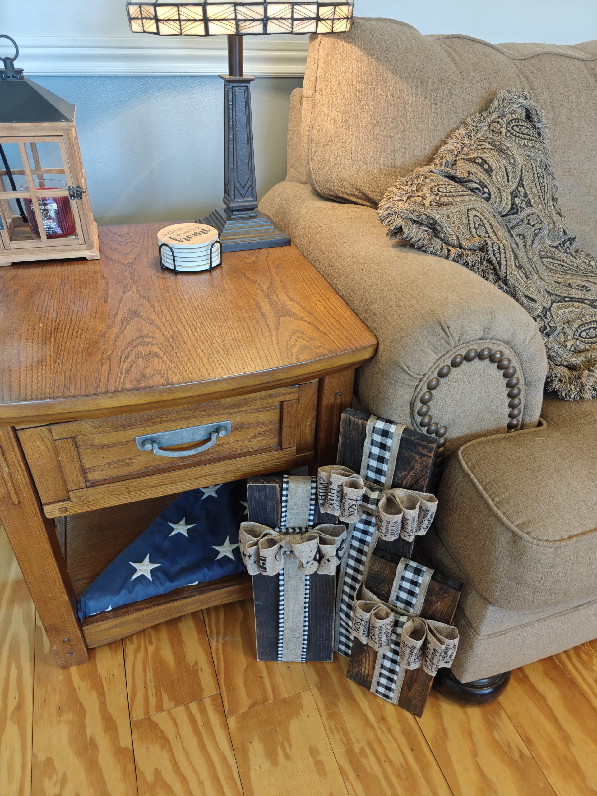 Boxes & Bows - Image 4